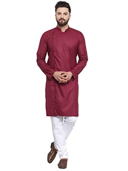 Men’s Kurta Pyjama Set.